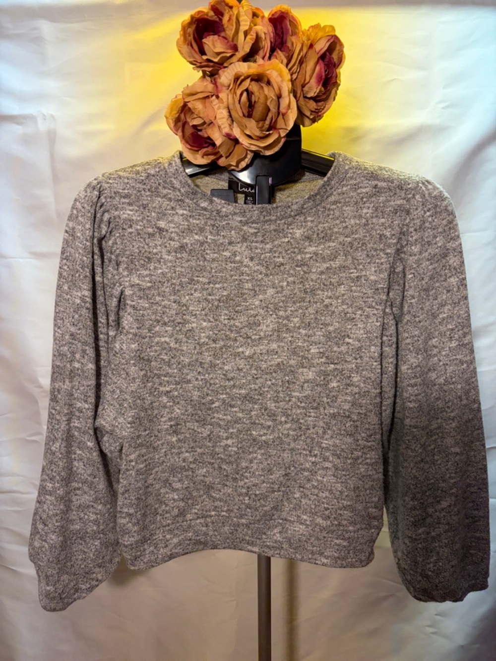 Lulu's Heather Gray Crewneck Pullover Sweater